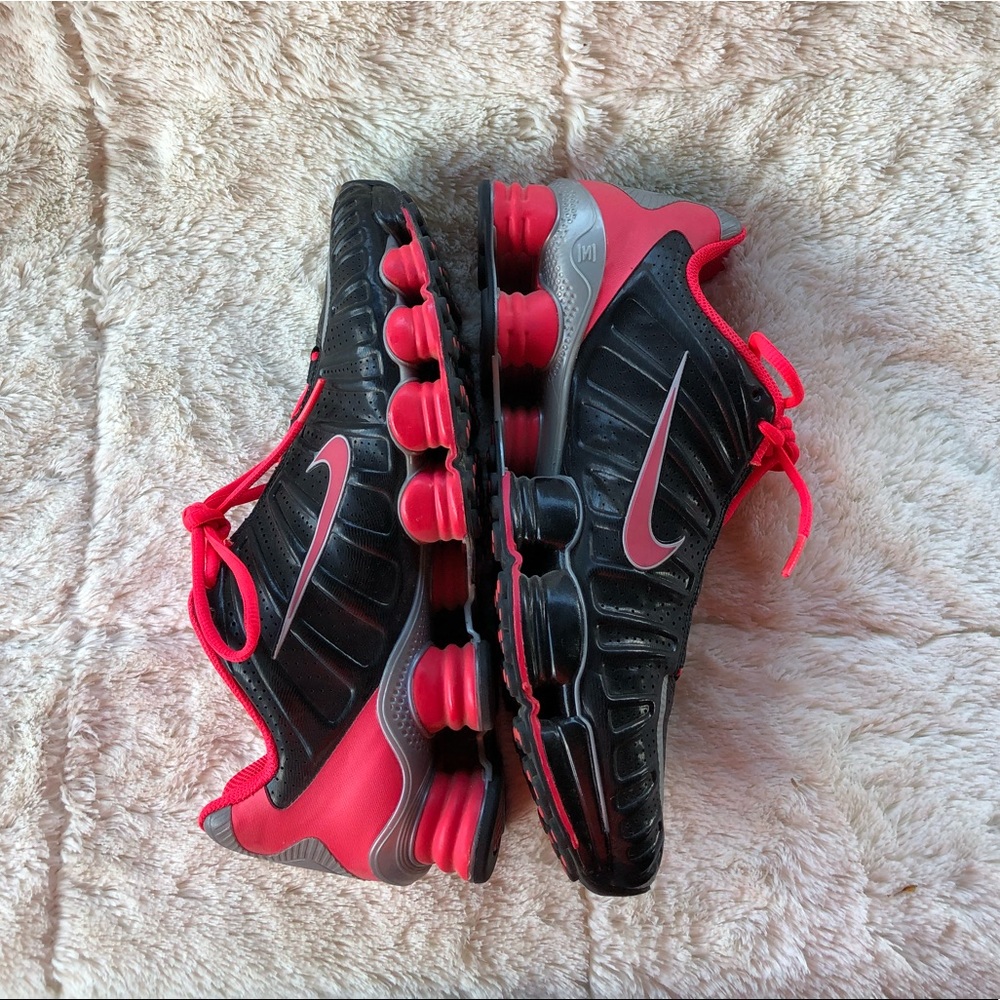 Nike Shox Women’s 9.5